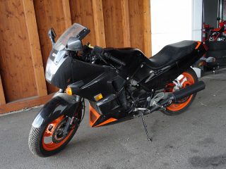 Kawasaki ZX 750 GPZR